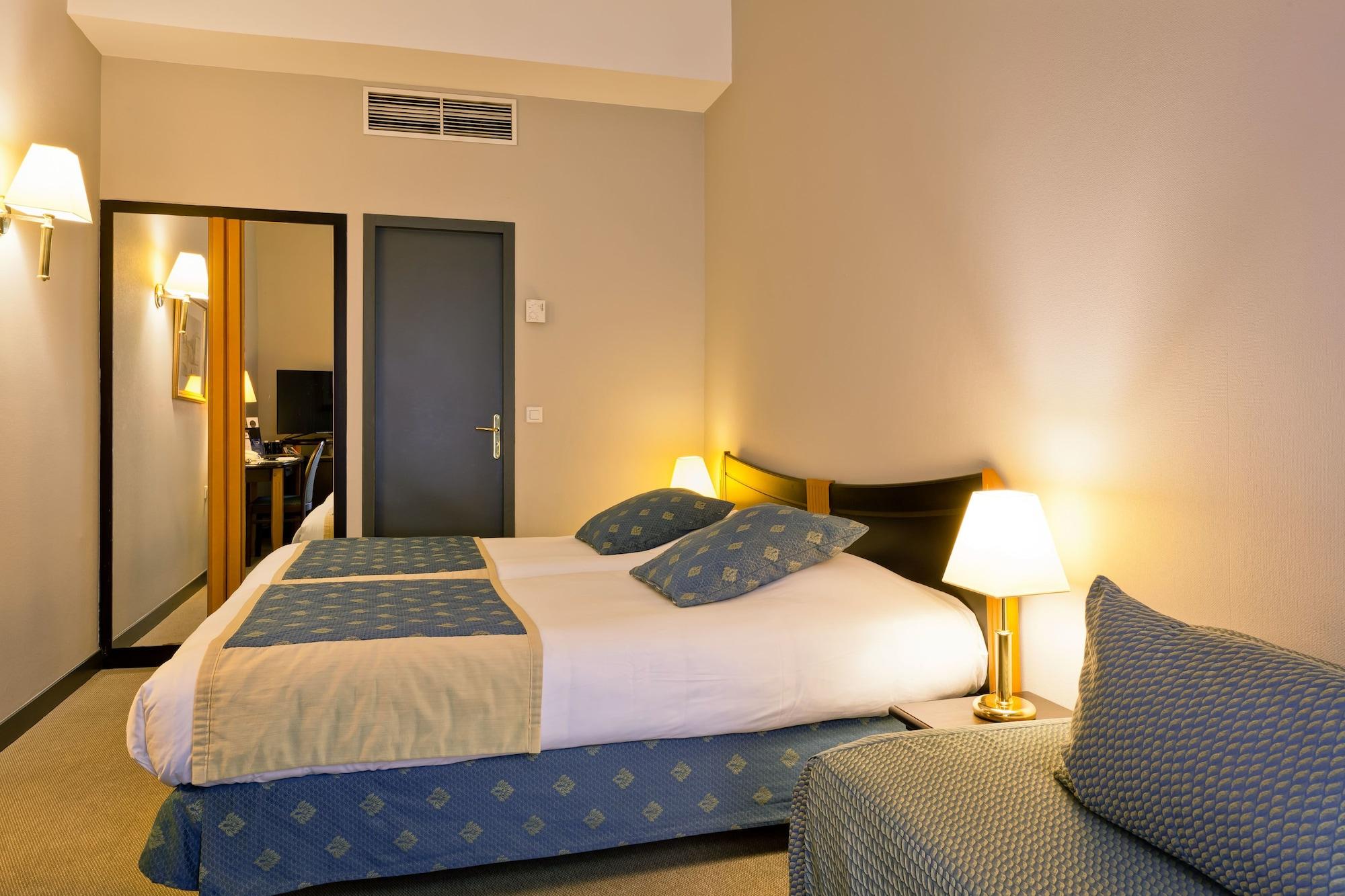 Best Western Crequi Lyon Part Dieu Bagian luar foto