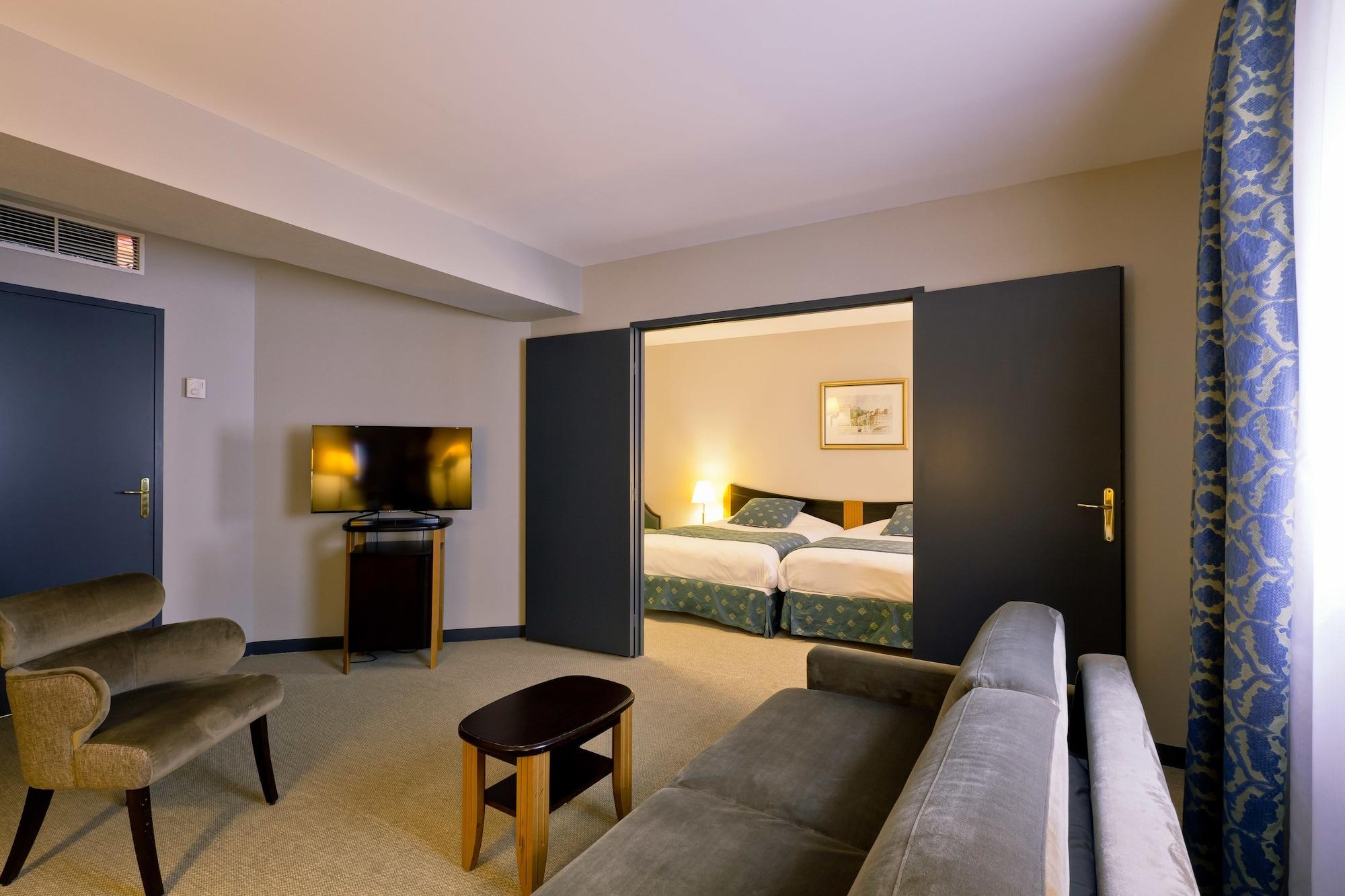 Best Western Crequi Lyon Part Dieu Bagian luar foto