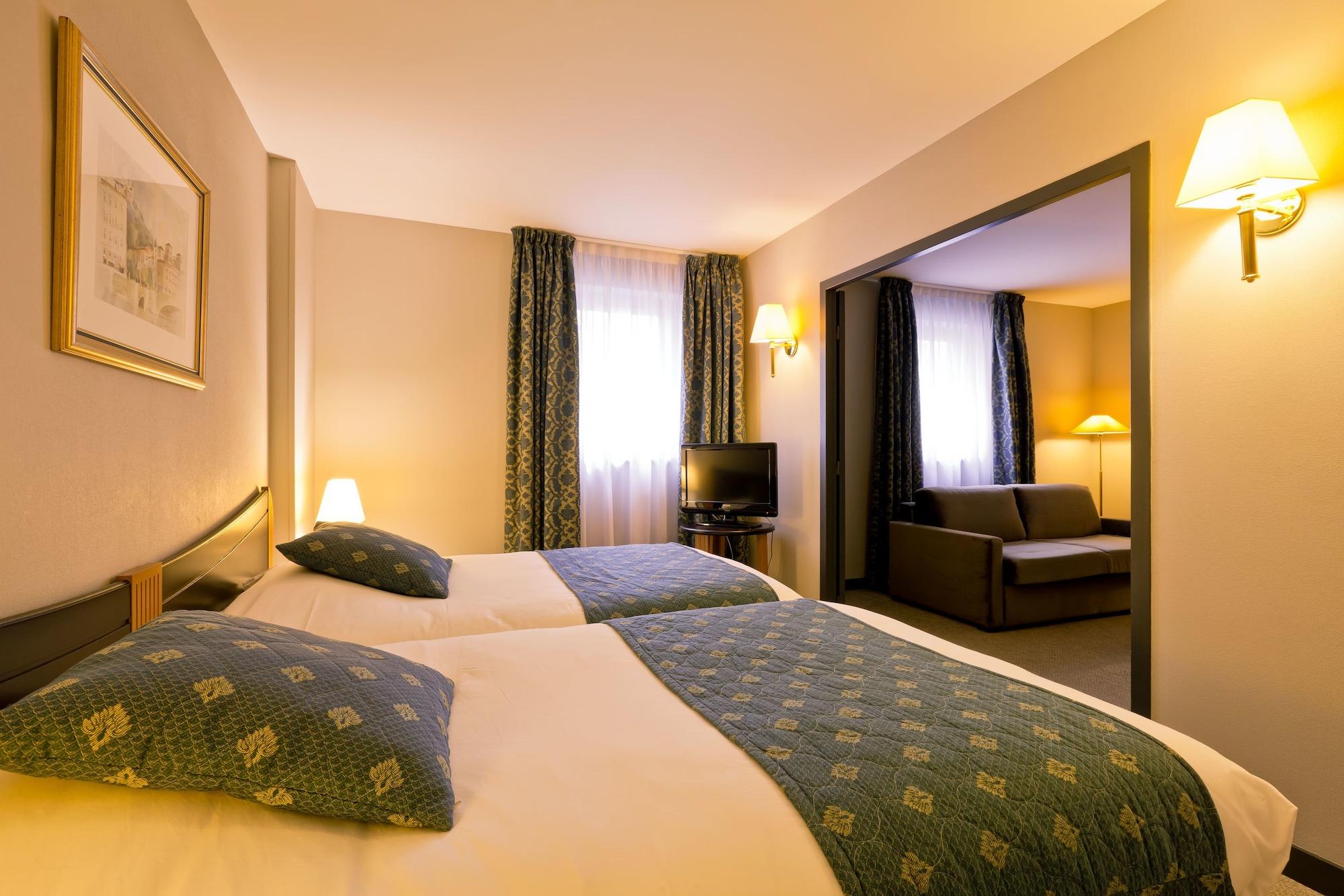 Best Western Crequi Lyon Part Dieu Bagian luar foto