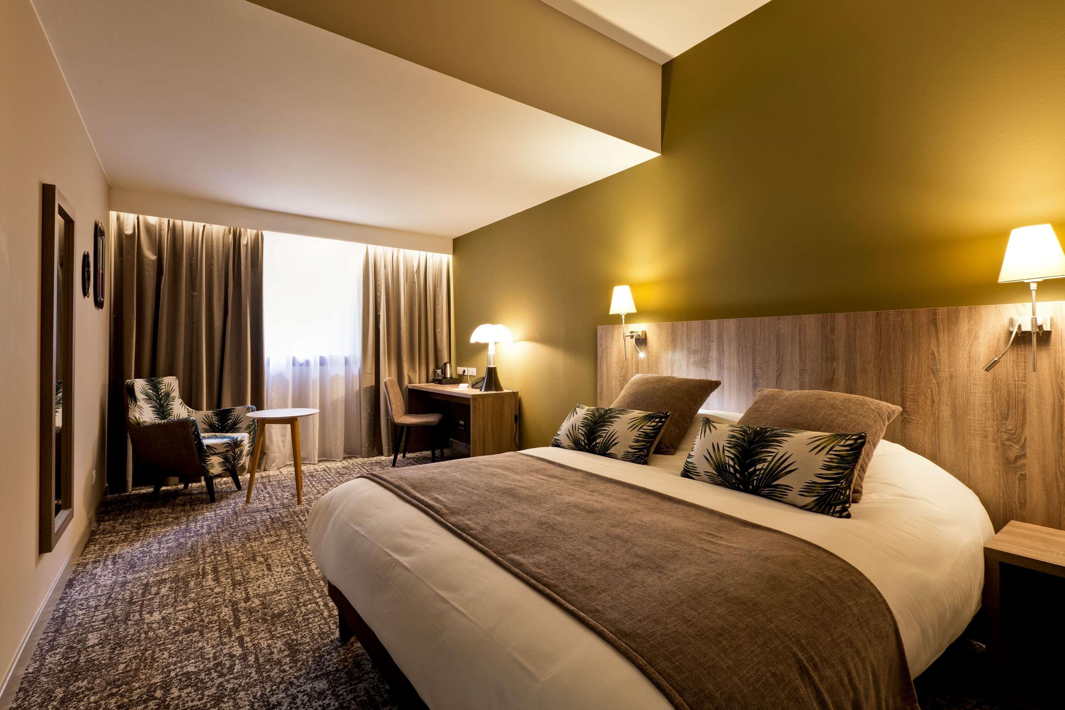 Best Western Crequi Lyon Part Dieu Bagian luar foto